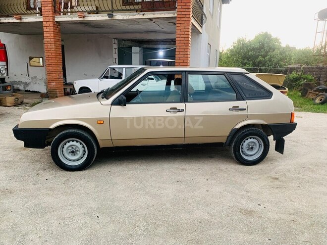 LADA (VAZ) 2109