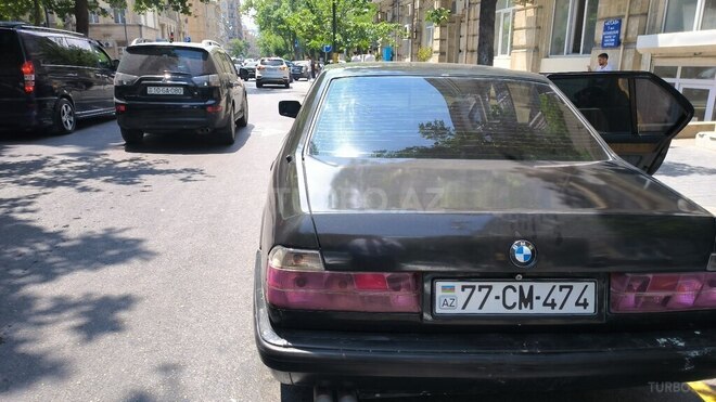 BMW 730