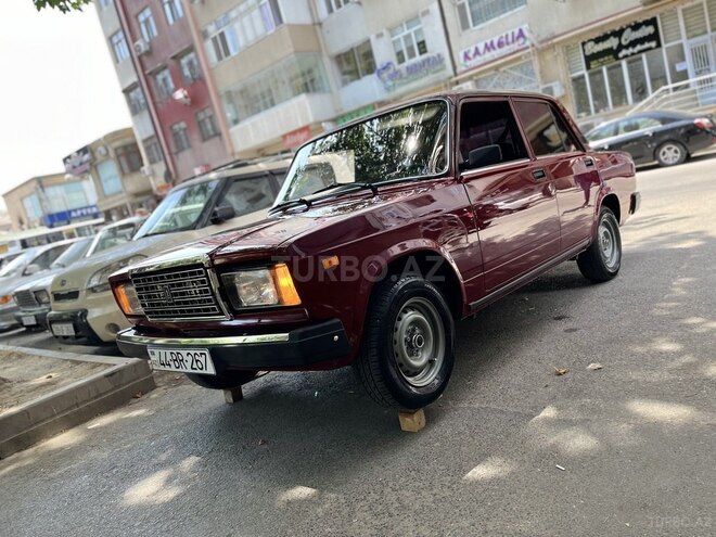 LADA (VAZ) 2107