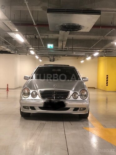 Mercedes E 280