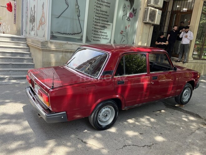 LADA (VAZ) 2107