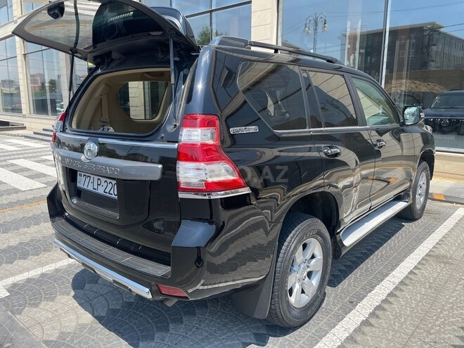 Toyota Land Cruiser Prado