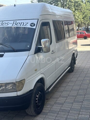 Mercedes  1998, 300,000 km - 2.4 l - Gəncə