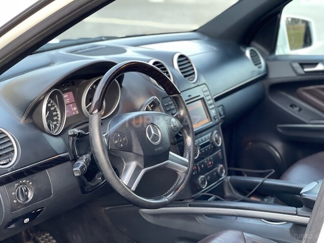 Mercedes GL 500 4MATIC 2012, 127,000 km - 5.5 l - Bakı