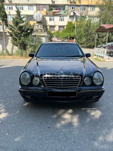 Mercedes E 280