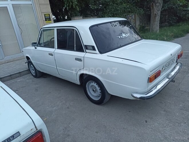 LADA (VAZ) 21011