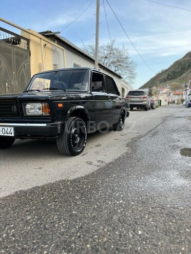 LADA (VAZ) 2107