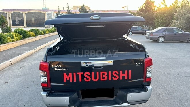 Mitsubishi L200
