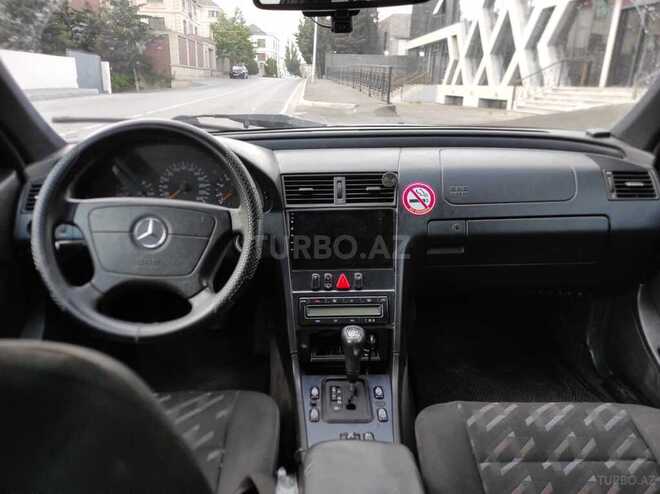 Mercedes C 200 2000, 320,000 km - 2.0 l - Bakı
