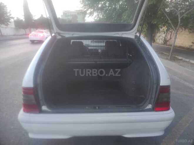 Mercedes C 200 2000, 320,000 km - 2.0 l - Bakı