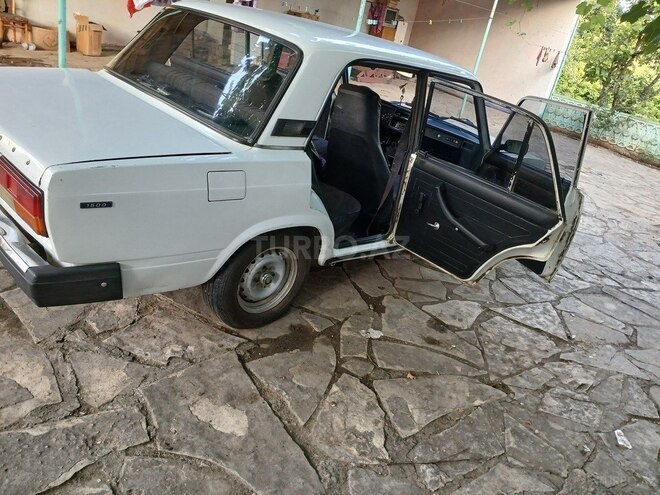 LADA (VAZ) 2107