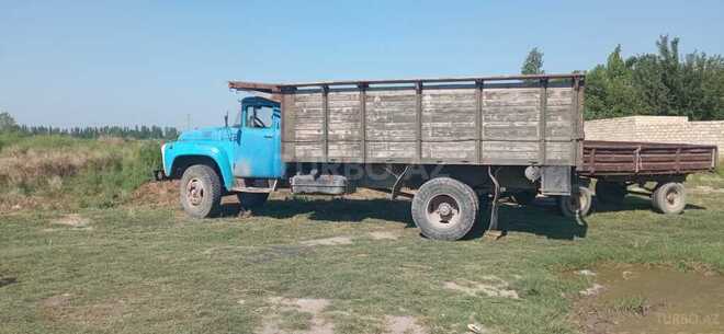 ZIL 130