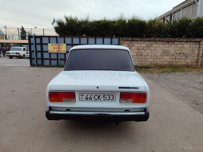 LADA (VAZ) 2107