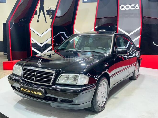 Mercedes C 230