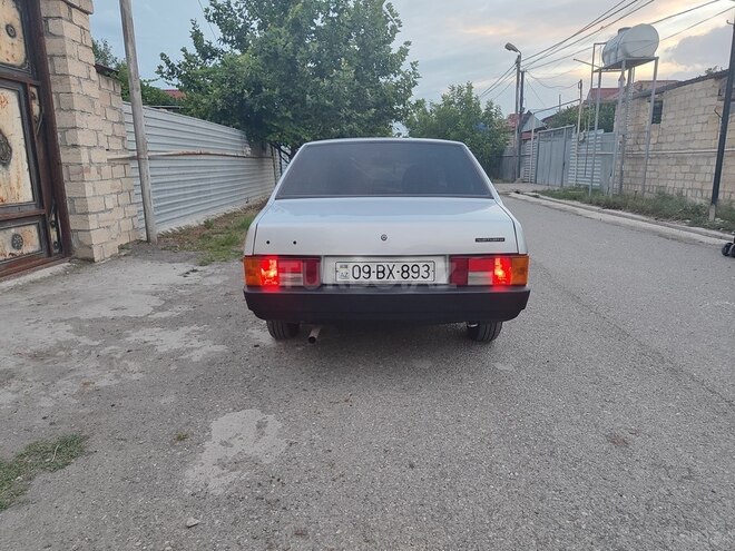 LADA (VAZ) 21099