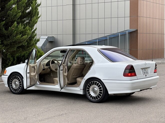 Mercedes C 230 1999, 289,000 km - 2.3 л - Saatlı