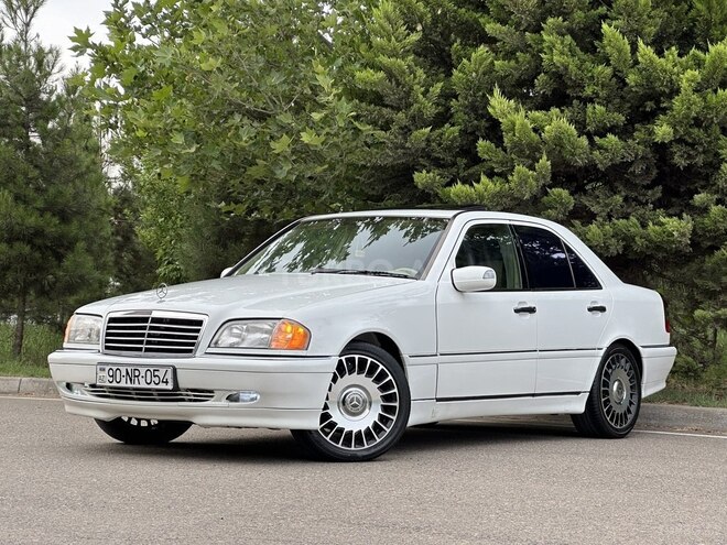Mercedes C 230 1999, 289,000 km - 2.3 л - Saatlı