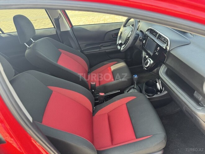 Toyota Aqua 2018, 100,000 km - 1.5 l - Bakı
