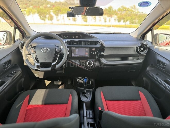 Toyota Aqua 2018, 100,000 km - 1.5 l - Bakı