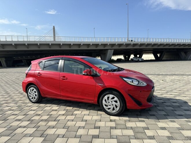 Toyota Aqua 2018, 100,000 km - 1.5 l - Bakı