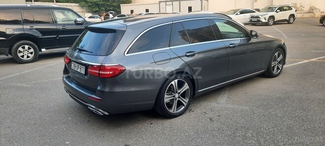 Mercedes E 220 2016, 270,000 km - 2.0 l - Bakı