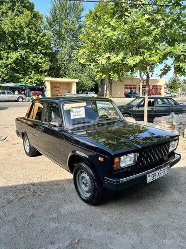 LADA (VAZ) 2107