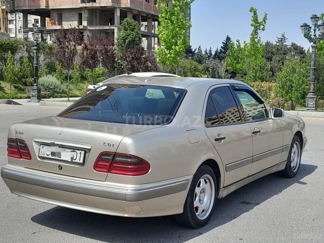 Mercedes E 220 d