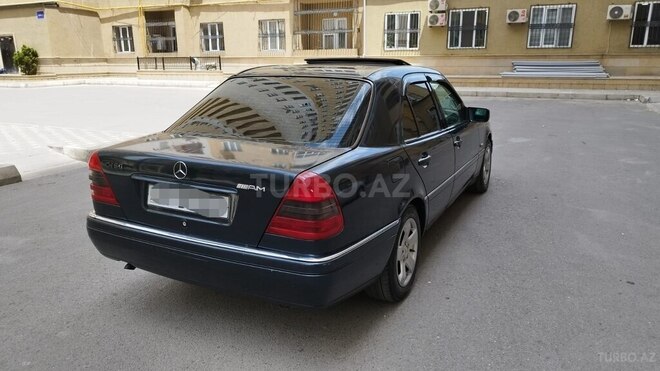 Mercedes C 180