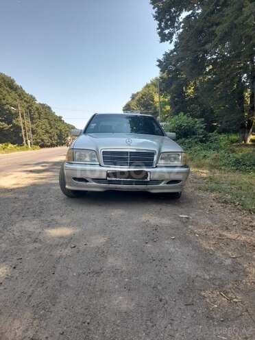Mercedes C 220 1995, 244,400 km - 2.2 л - Masallı