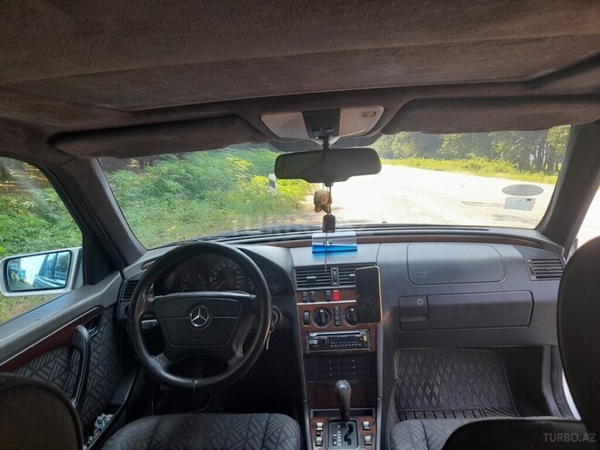 Mercedes C 220 1995, 244,400 km - 2.2 л - Masallı