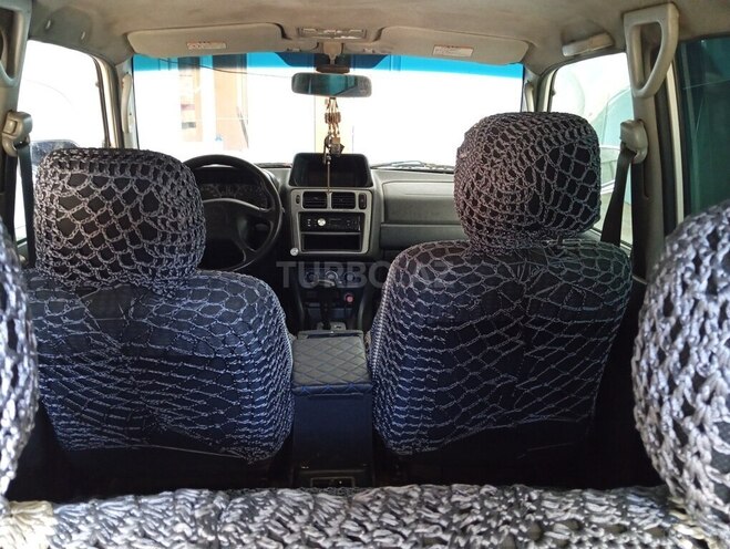 Mitsubishi Pajero io 2000, 250,000 km - 2.0 л - Qazax