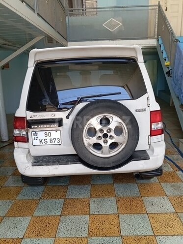Mitsubishi Pajero io 2000, 250,000 km - 2.0 л - Qazax