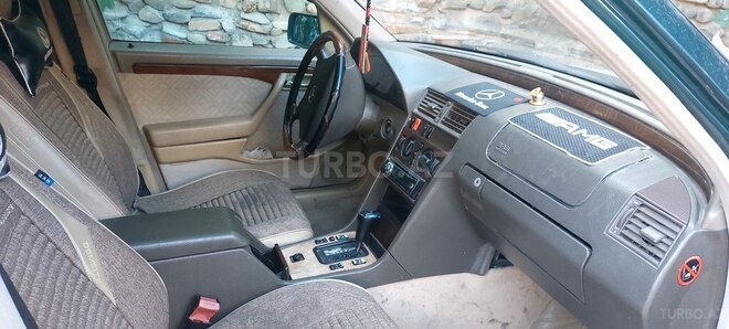 Mercedes C 200 1995, 445,150 km - 2.0 l - Gəncə