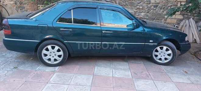 Mercedes C 200 1995, 445,150 km - 2.0 l - Gəncə