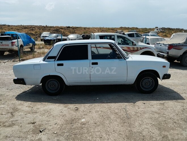 LADA (VAZ) 2107