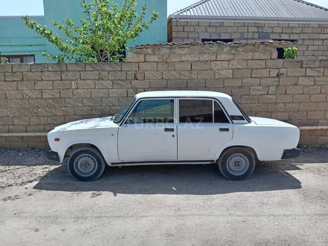 LADA (VAZ) 2107