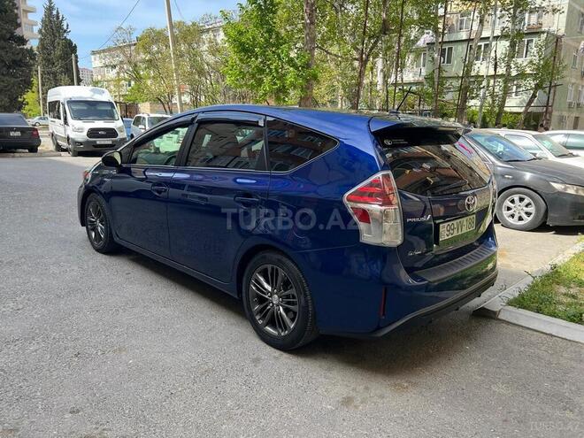 Toyota Prius V