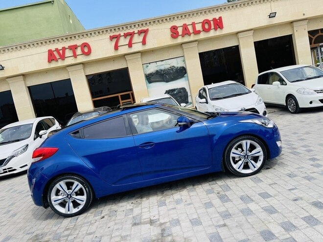 Hyundai Veloster