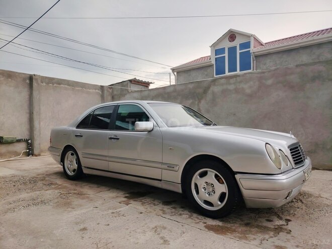 Mercedes E 230 1995, 400,000 km - 2.3 l - Şirvan