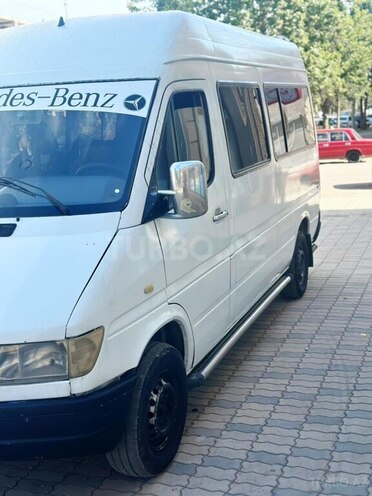 Mercedes Sprinter 209