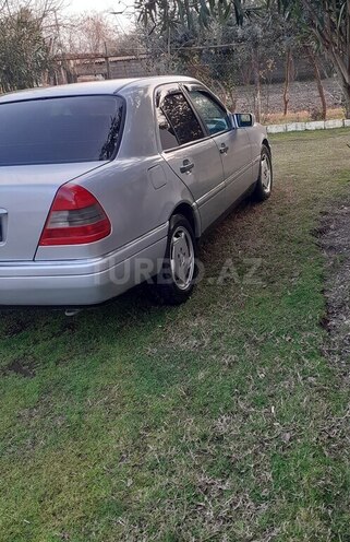 Mercedes C 180 1994, 260,000 km - 1.8 l - Astara