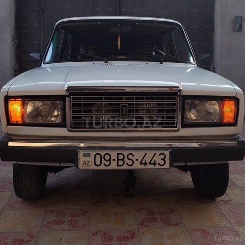 LADA (VAZ) 2107