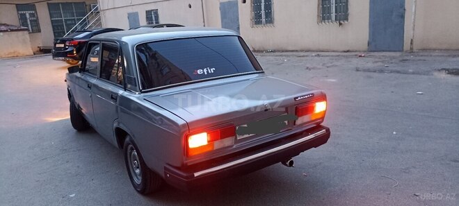 LADA (VAZ) 2107