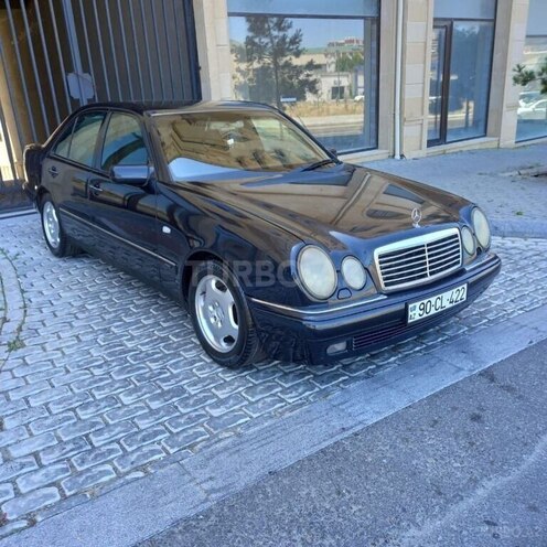 Mercedes E 230 1997, 416,000 km - 2.3 l - Qəbələ
