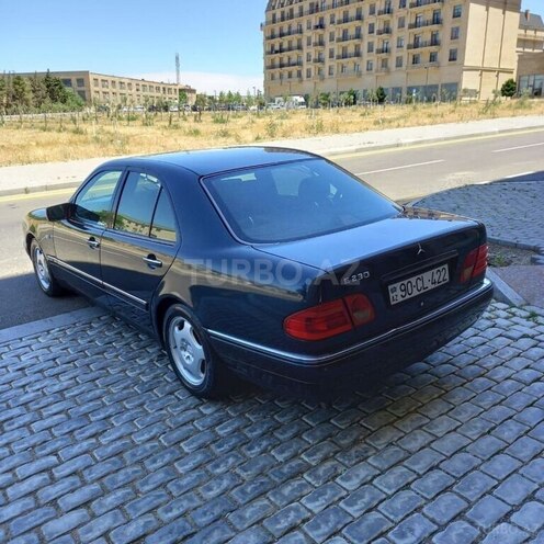 Mercedes E 230 1997, 416,000 km - 2.3 l - Qəbələ