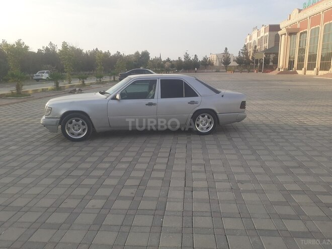 Mercedes E 250 1994, 876,332 km - 2.5 l - Şirvan