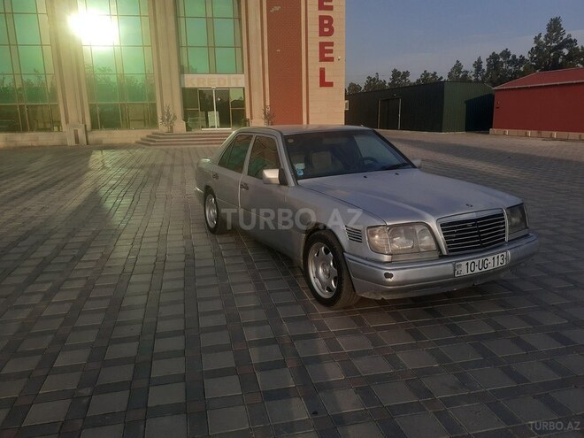 Mercedes E 250 1994, 876,332 km - 2.5 l - Şirvan
