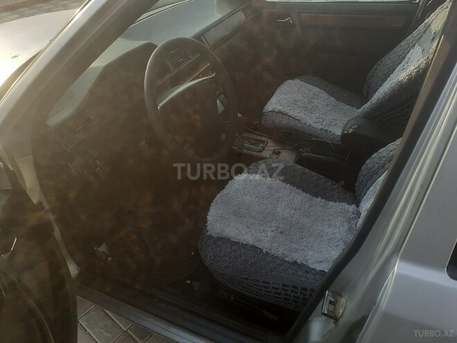 Mercedes E 250 1994, 876,332 km - 2.5 l - Şirvan