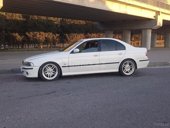 BMW 530 2000, 318,000 km - 3.0 l - Bakı