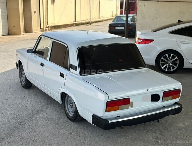 LADA (VAZ) 2107